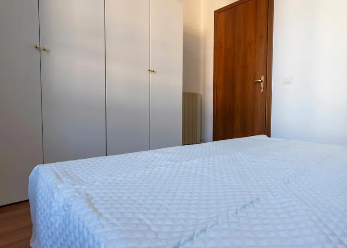 Elite - Self Check-in Wifi Апартаменты